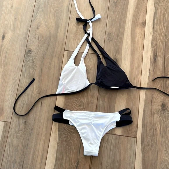 Victoria’s Secret Bikini 👙 - Picture 7 of 7